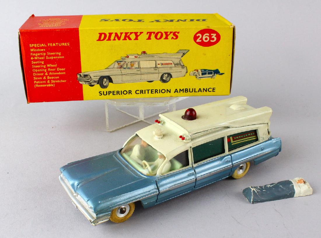 Dinky #263 Superior Criterion Ambulance in Box (1 of 3)