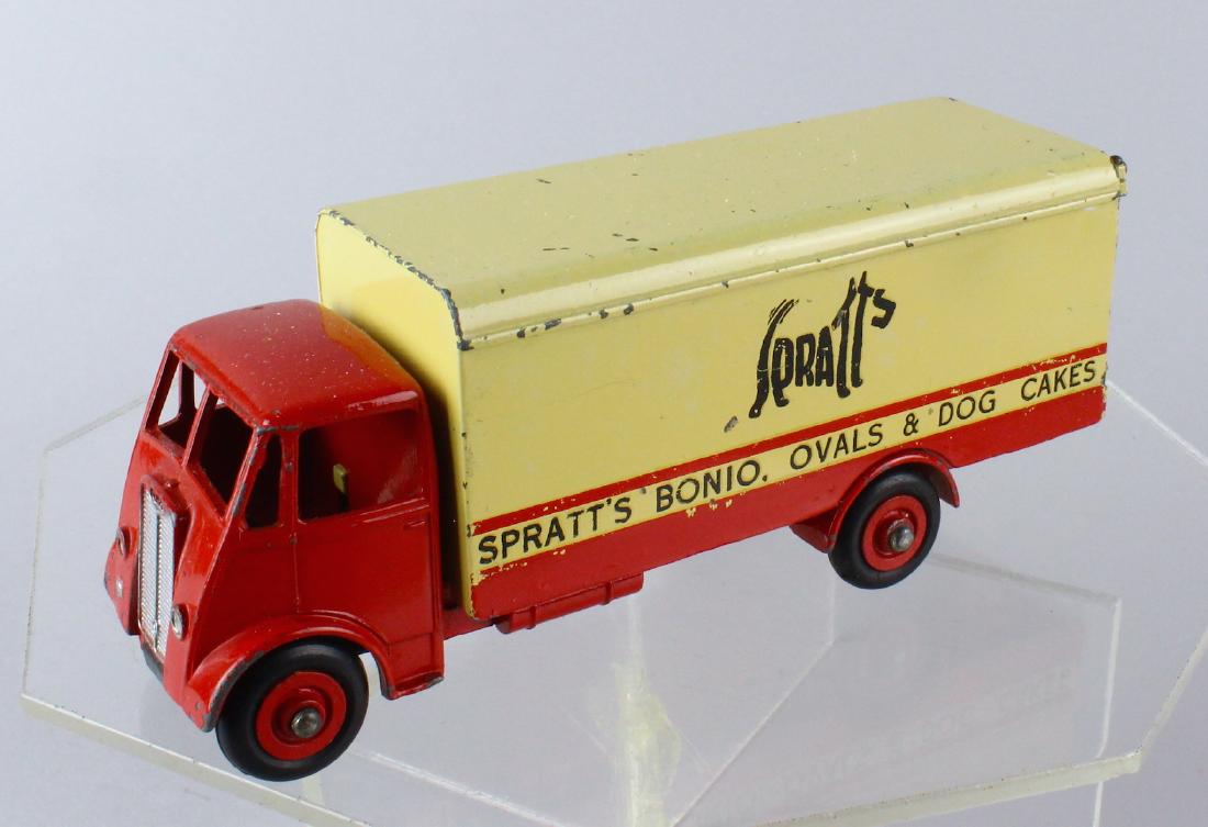 Dinky Spratt's Advertising Truck (1 of 3)