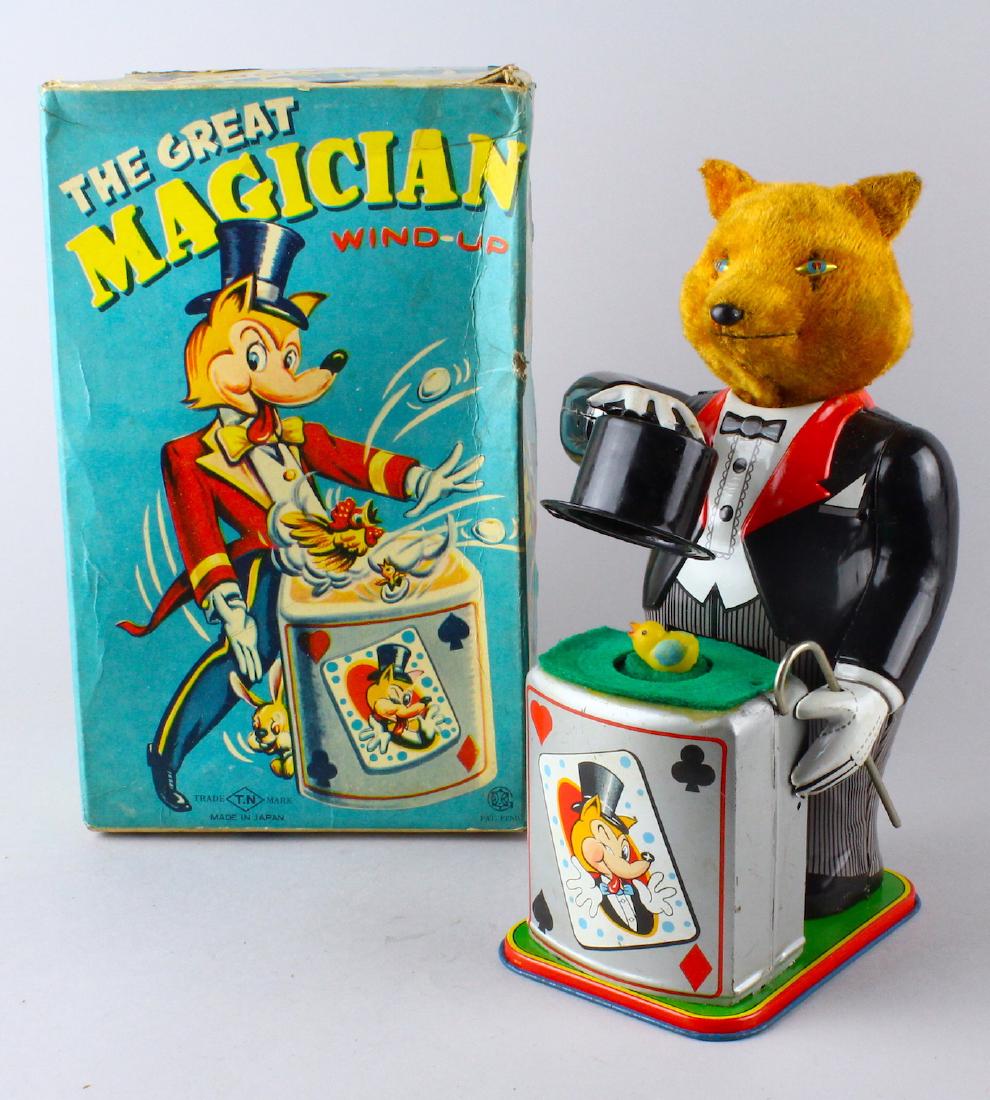 TN Nomura Japan Tin The Great Magician In Box (1 of 5)