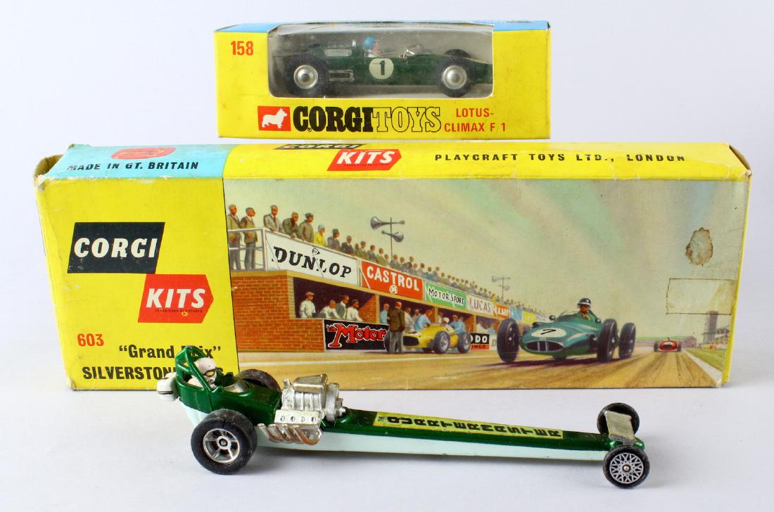 Corgi Dragster Lotus Racer Silverstone Pits Boxed