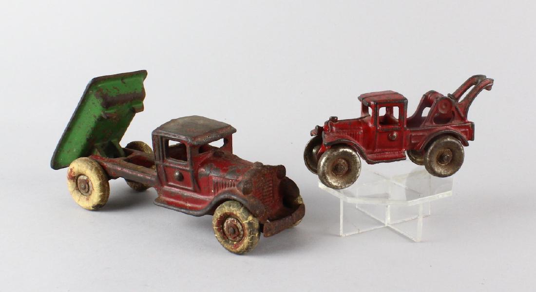 Arcade Cast Iron Trucks (1 of 2)