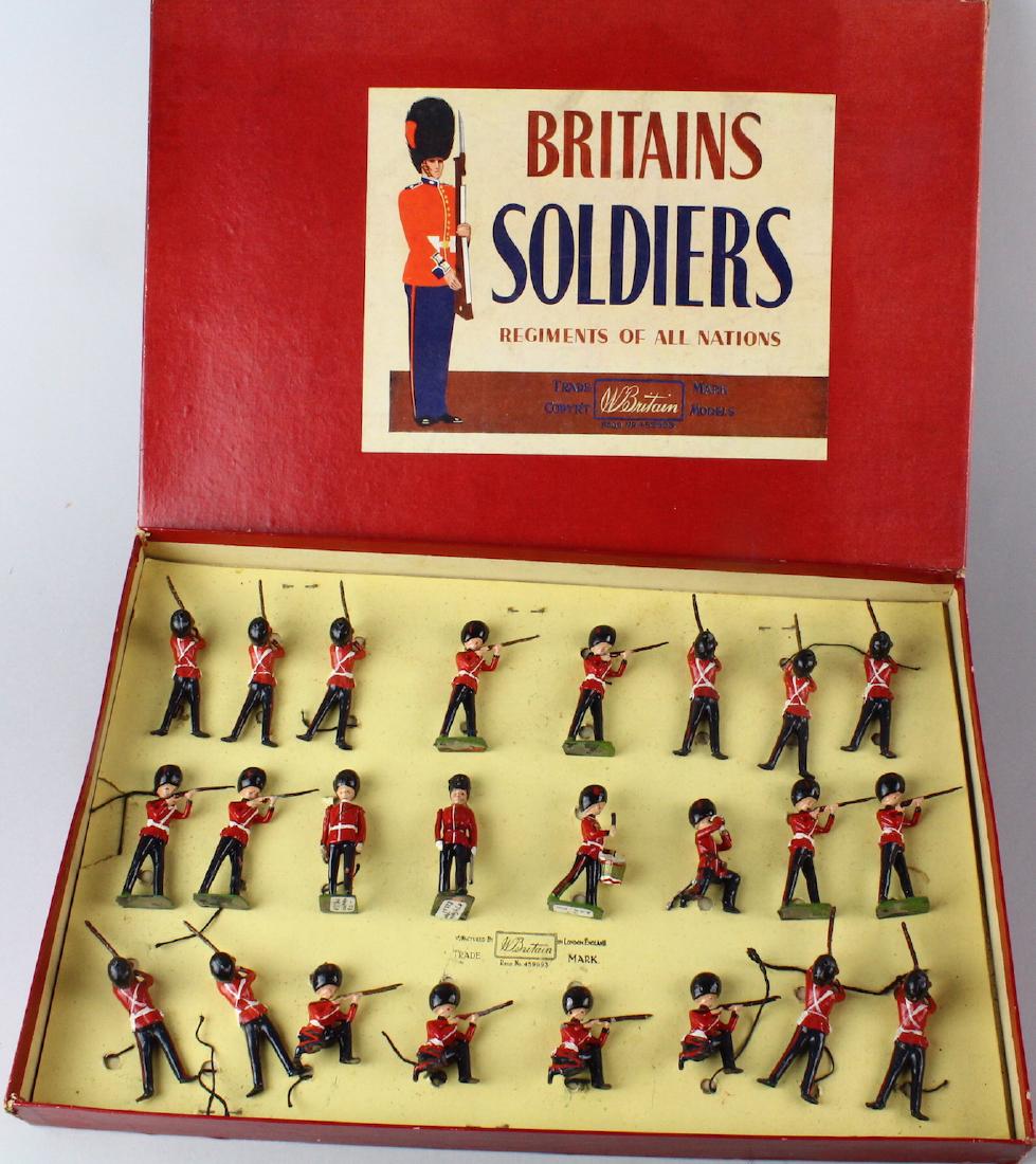 Britains Coldstream Guard #90 Large Set (1 of 4)