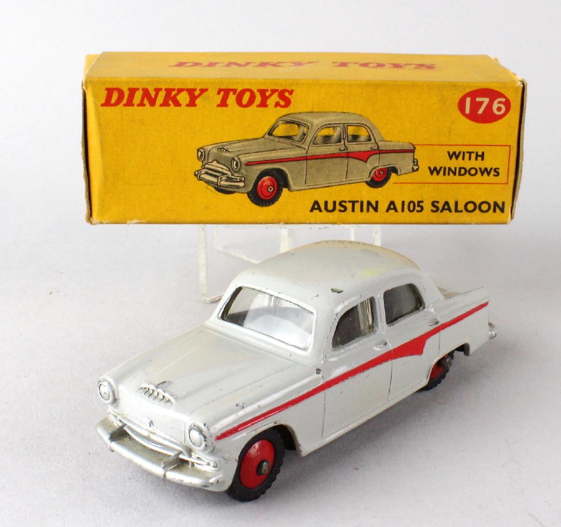 Dinky Austin A105 Saloon #176 in Box (1 of 3)