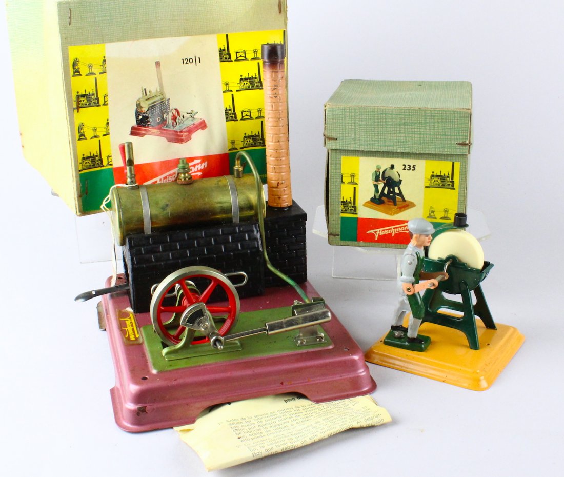 Fleischmann German Steam Engine and Grinder Man in Box (1 of 3)