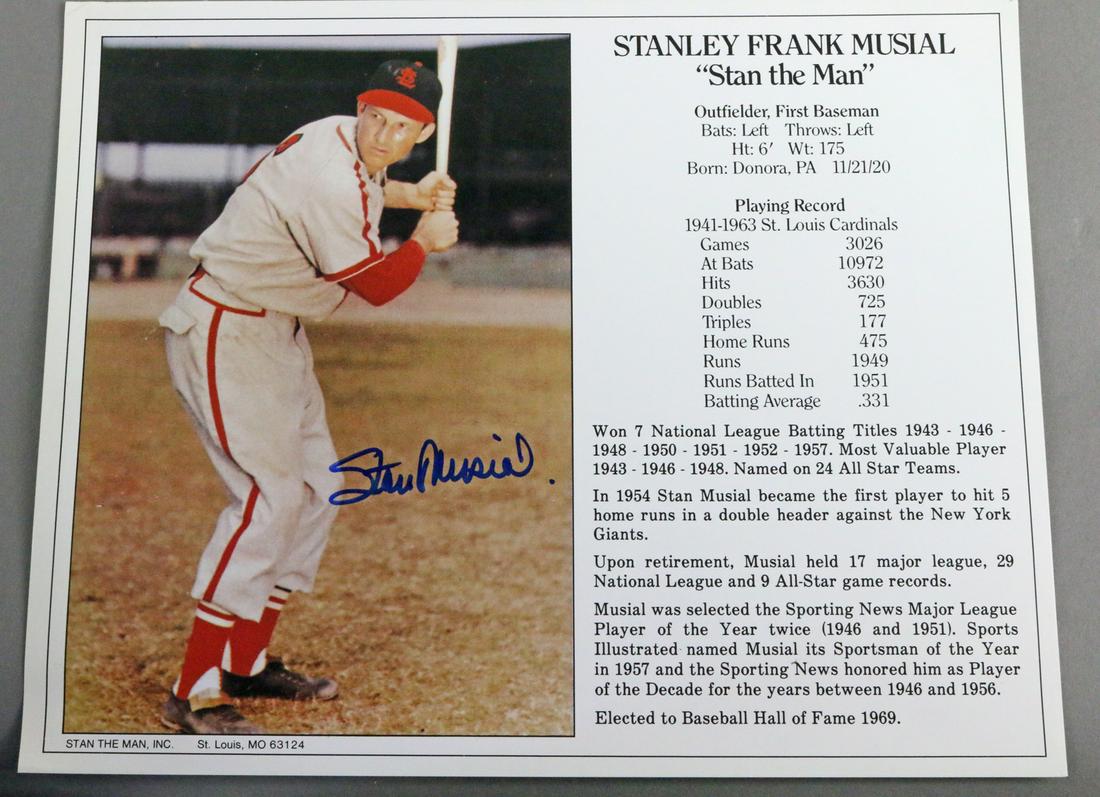 Stan Musial Signed Photo: 10x8. All autographs & signed ephemera presented here is from the Cordelia Platt autograph collection. Highly regarded in the autograph industry, Cordelia was the president of the UACC (United autogra