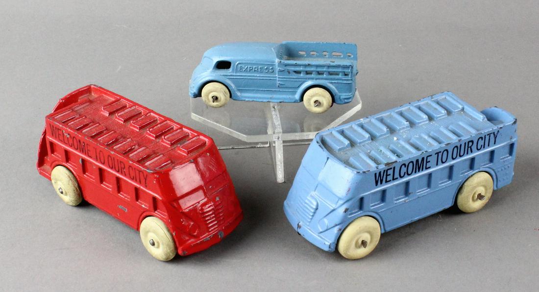 2 Welcome To Our City Slush Double Decker Bus: Welcome To Our City, Slush Double Decker Buses and Slush Express truck. Excellent condition.
