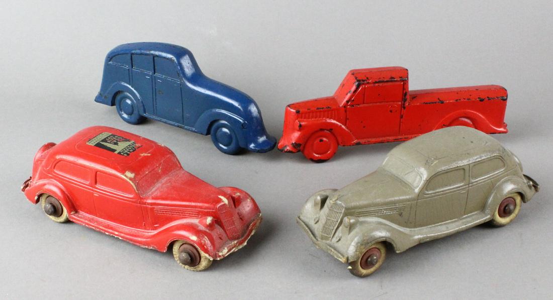 1935 San Diego Expo Rubber Car & Flat Cars: 1930s Rubber toys 1935 San Diego Exposition Deco Car & unique Flat Car toys.