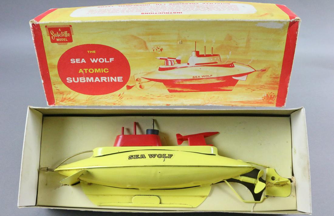 Sutcliffe Sea Wolf Submarine Clockwork In Box: Sutcliffe Sea Wolf Submarine Clockwork In Box, 9 inches