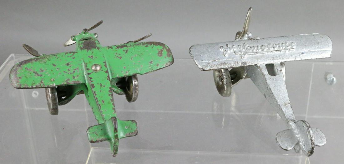 Arcade Hubley Cast Iron Plane Lot: Arcade Hubley Cast Iron Plane Lot 5 inches