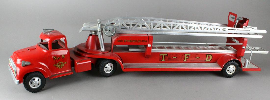 Tonka Hydraulic Aerial Fire Truck: Tonka Hydraulic Aerial Fire Truck No. 5. 32 inches long.