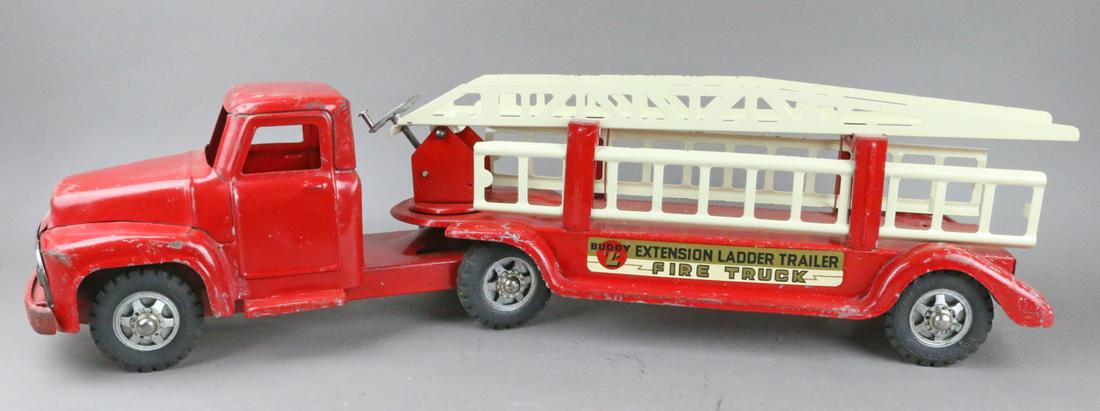 Buddy L Extension Ladder Truck Pressed Steel: Buddy L Extension Ladder Truck Pressed Steel 29 inches