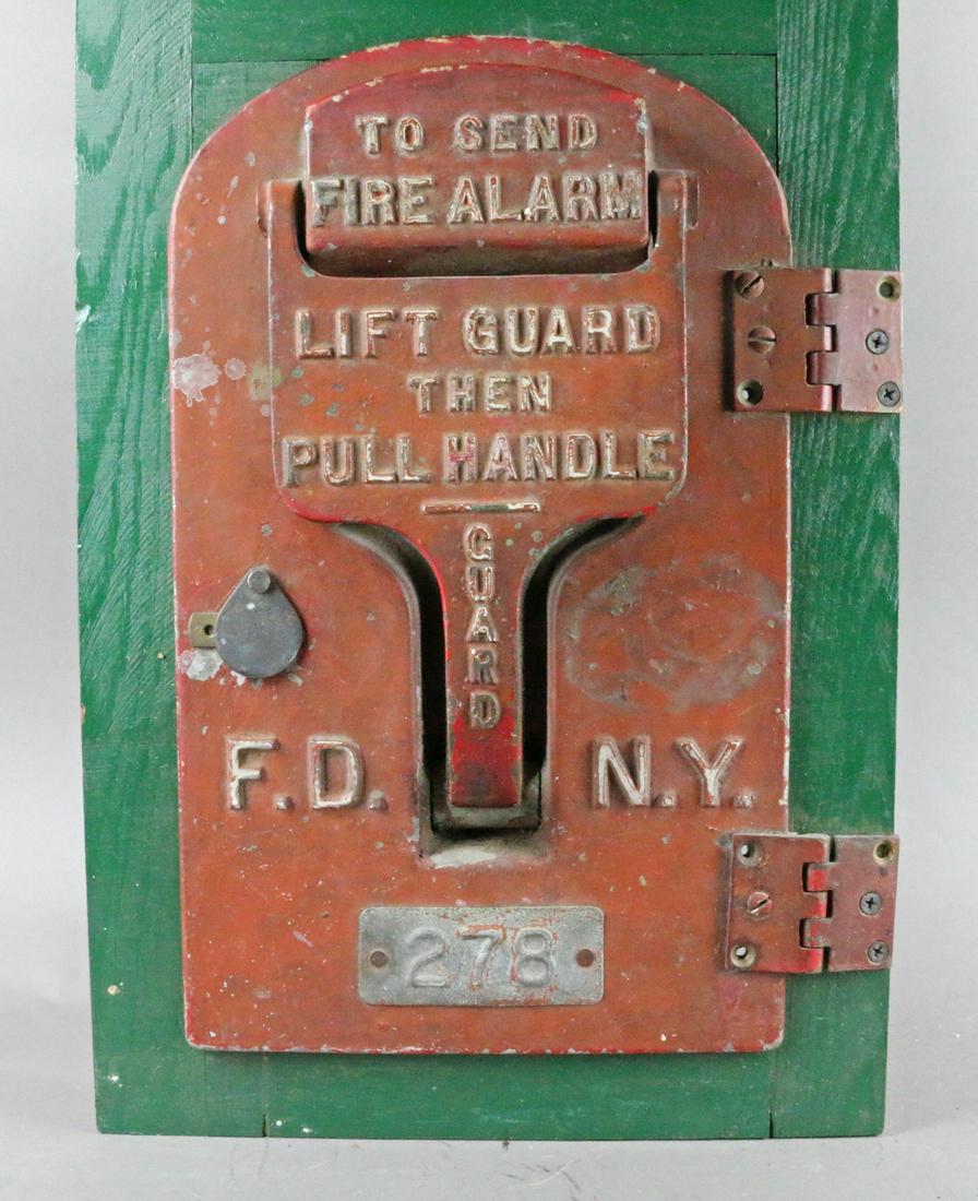 NYFD Cast Iron Large Alarm: NYFD Cast Iron Large Alarm 1920s 15 inches,beautiful