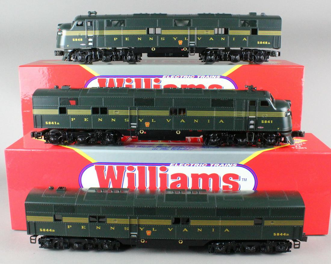 3 Williams PRR E7-211 Locomotives & Dummy (1 of 4)