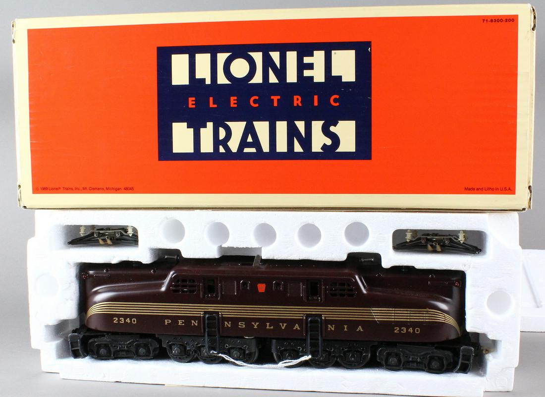 Lionel PRR GG1 Engine 2340 In Box (1 of 3)