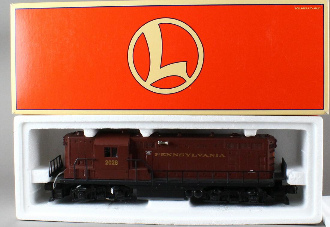 Lionel Pennsylvania Diesel 2028 In Box: Lionel Pennsylvania Diesel 2028 in box.