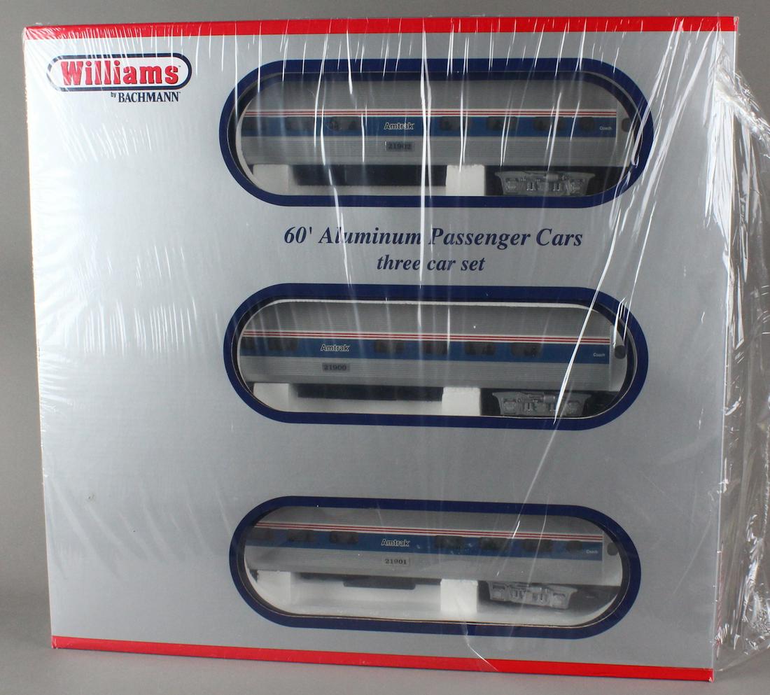 Williams Amtrak AMFleet Set 3 cars in box (1 of 3)
