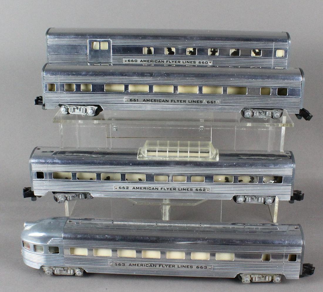 American Flyer Lines Deco Streamlined Cars 660-663 (1 of 2)