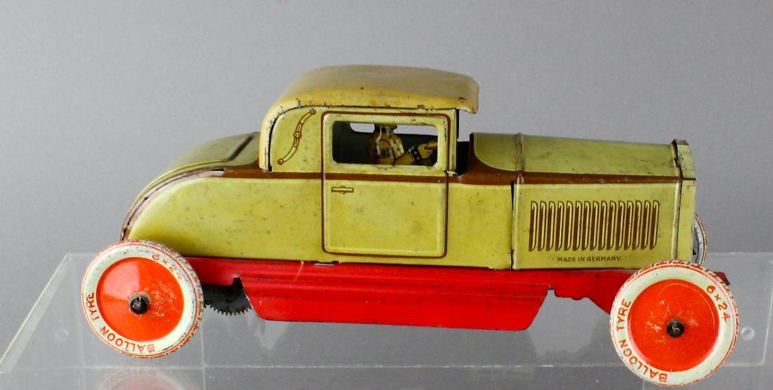 1930s Tipp German Tin Coupe Roadster (1 of 4)