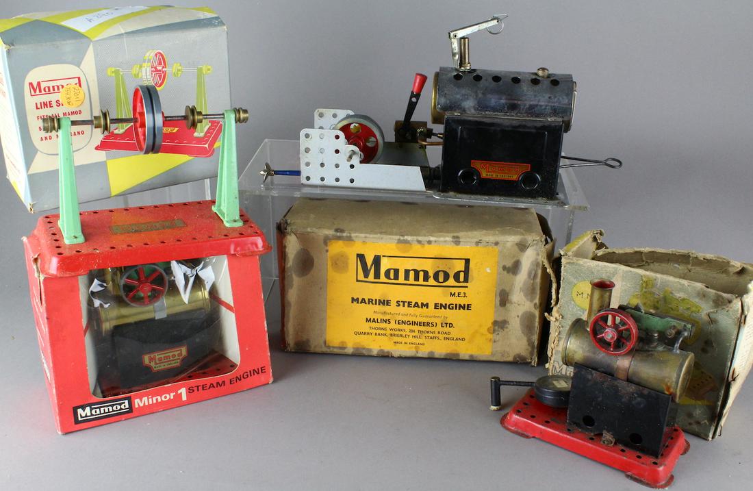 Mamod- Marine, 2 Live Steam, & Pulley All Boxed (1 of 3)