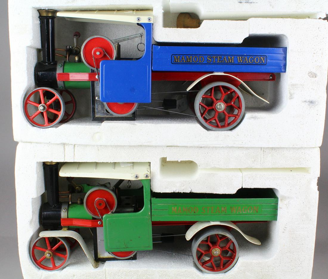 2 Mamod Steam Wagons Blue & Green (1 of 2)