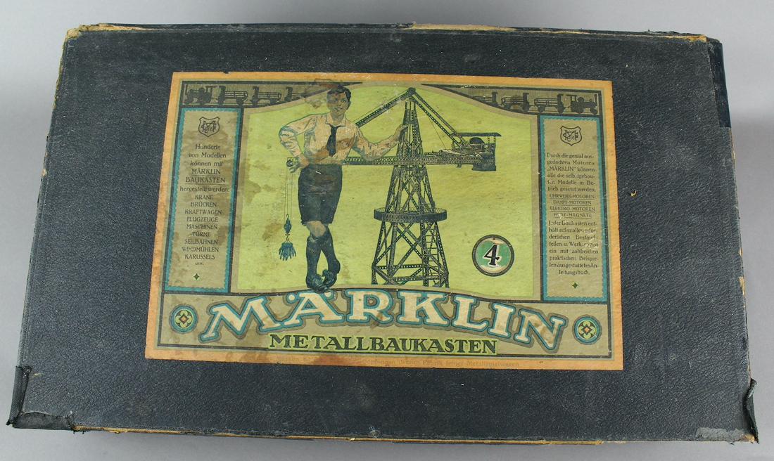 Early Marklin No. 4 Large Construction Set (1 of 5)
