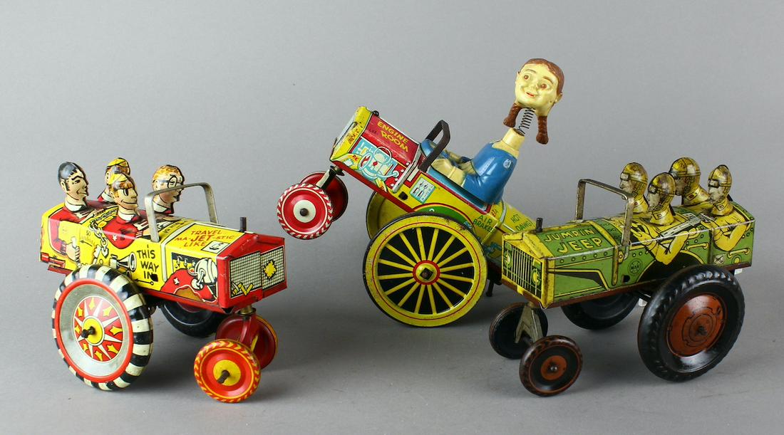 Marx Tin Crazy Cars Campus, Jumping Jeep & Queen (1 of 5)