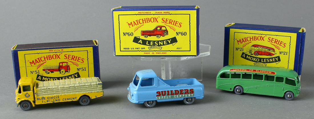 Matchbox Lesney Grey Wheel Trucks in Box (1 of 5)