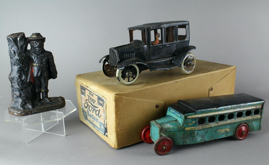 Toy Lot Captain Kidd Bank Chein Bus Ford Tin (1 of 4)