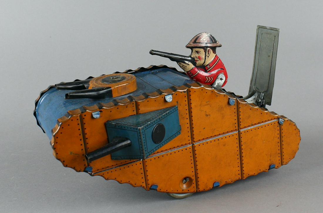 Marx Tin WWI Doughboy Tank w/Pop Up Soldier (1 of 5)