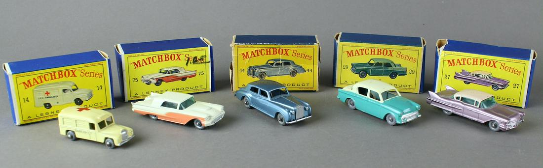 Matchbox Lesney Moko Grey Wheels in Box (1 of 5)