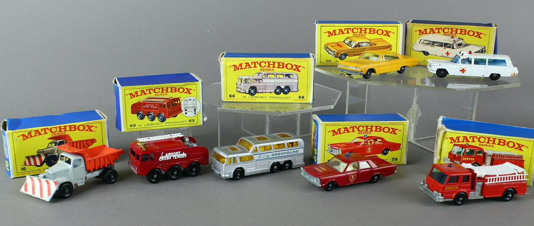 Matchbox Service Cars & Trucks in Box (1 of 4)