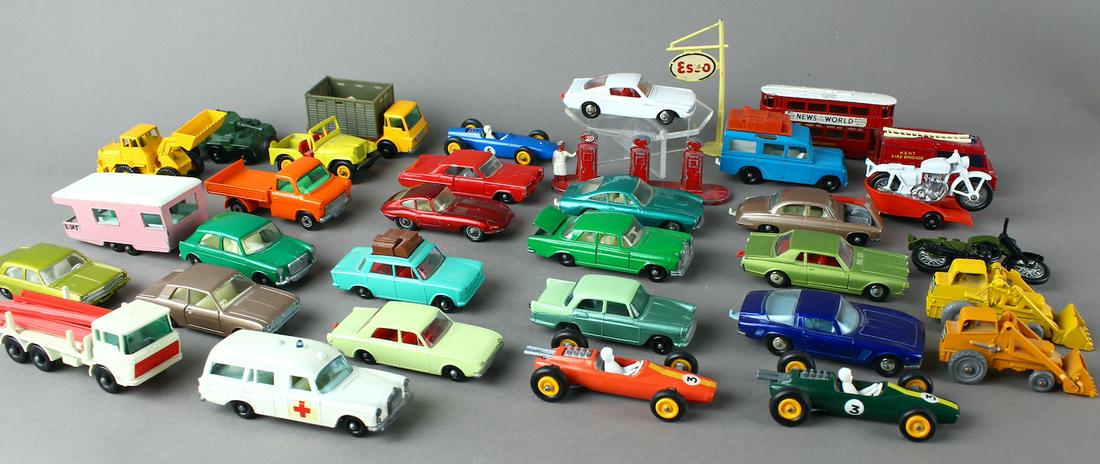Large Group of Matchbox Cars & Trucks & Motorcycles (1 of 4)