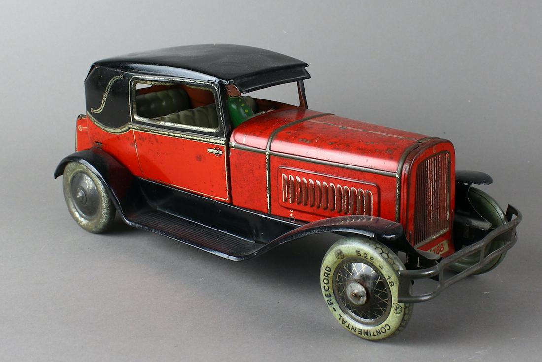1920s Karl Bub German Tin Coupe with Driver (1 of 5)