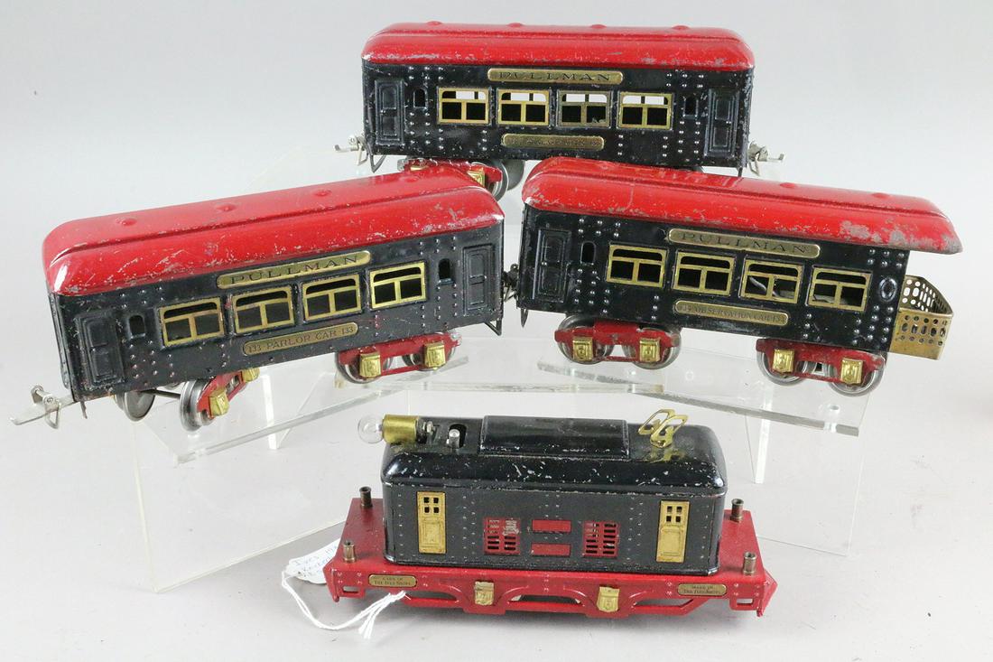 Ives 3261 Locomotive & 133, 133, 134 Car Set (1 of 2)