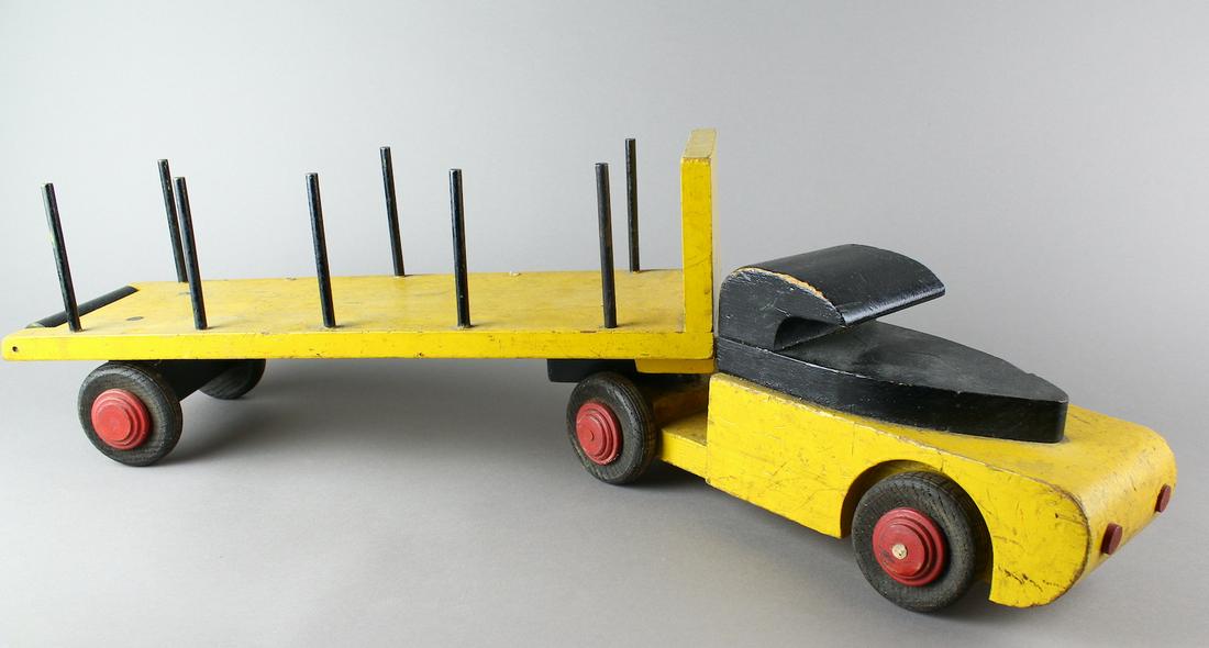 1940s Buddy L Victory Log Truck: 1940s Buddy L Victory Log Truck. Original paint, missing a post or 2.