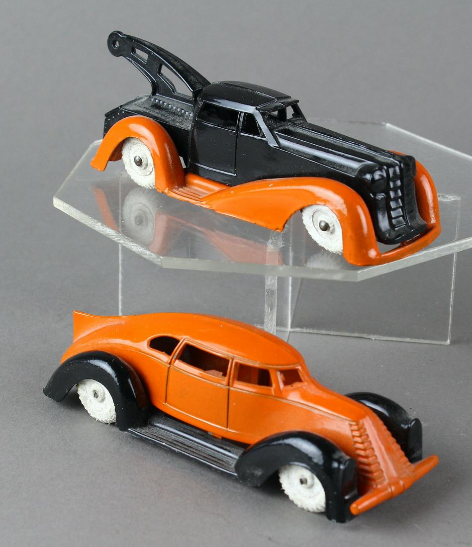 Lindstrom Car and Tow Truck Wrecker: 1930s Lindstrom Car and Tow Truck Wrecker. Excellent original paint.