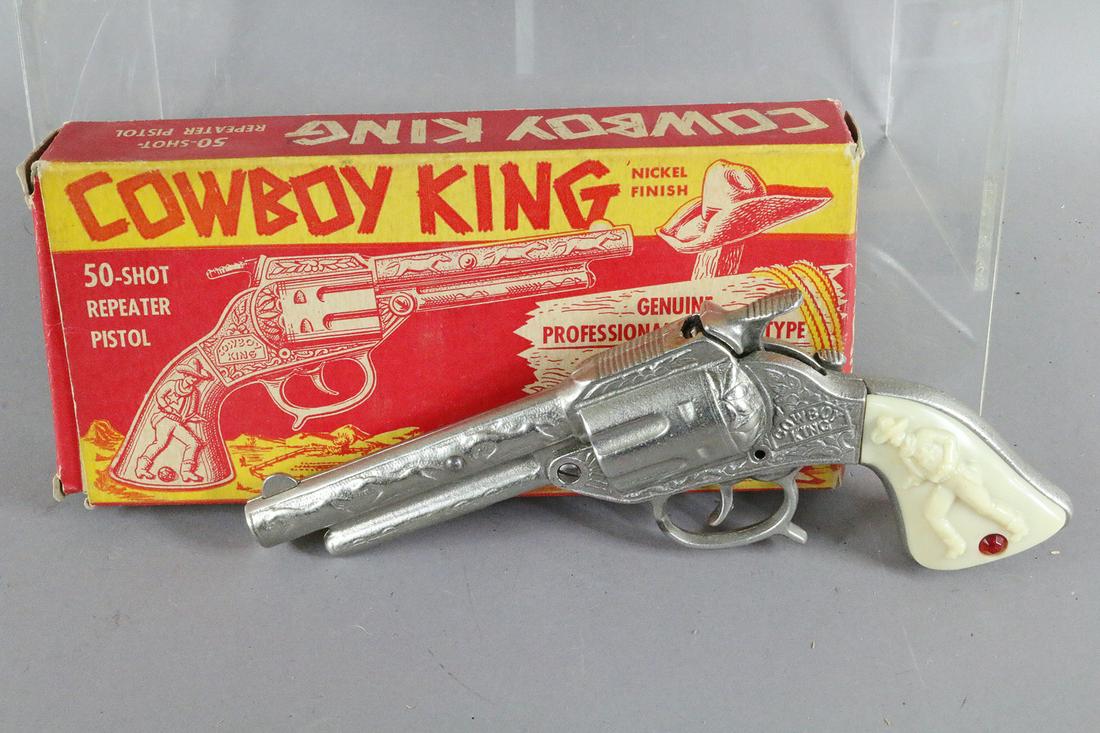 Stevens Cowboy King Cast Iron Cap Gun In Box: Stevens Cowboy King Cast Iron Cap Gun In Box EX