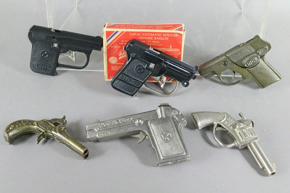 Kilgore Clip 50 In Box Lot Cap Guns: Kilgore Clip 50 In Box Lot Cap Guns, 1880,Doughboy, Dick, Echo