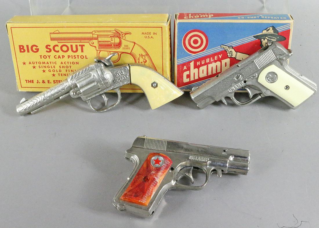 Stevens Big Scout Hubley Cap Gun Lot: Stevens Big Scout Hubley Cap Gun Lot, Champ In Box, 3