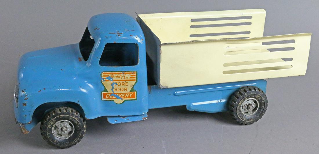 Buddy L Store Door Delivery Truck: Buddy L Store Door Delivery Truck, 14 inches