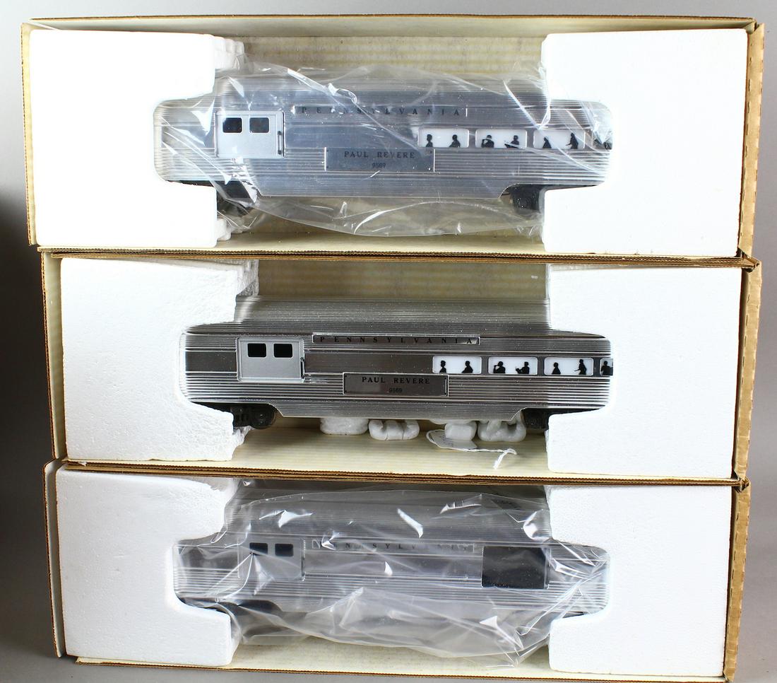 Lionel Pennsylvania Aluminum Passenger Cars: Lionel Pennsylvania Aluminum Passenger Cars. Penn Aluminum Combo Car 2- 9568 Illuminated, Penn Aluminum Baggage Car Railway Express 6570 Non-illuminated. Near mint in box.
