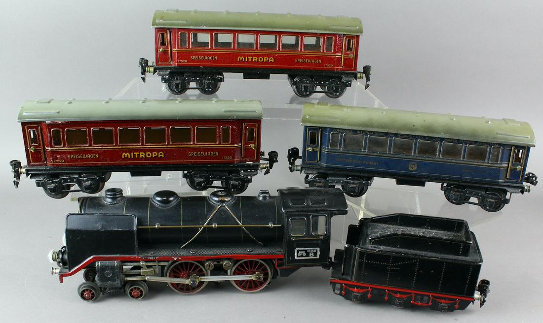 Marklin 12920 Tank Locomotive & Tender & Mitropa Cars: Marklin German large 4-4-0 Electric Tank Engine Locomotive & Tender and tin litho Mitropa Cars 17520 speisewagen, and Voiture-Restaurant dining car. All original set.