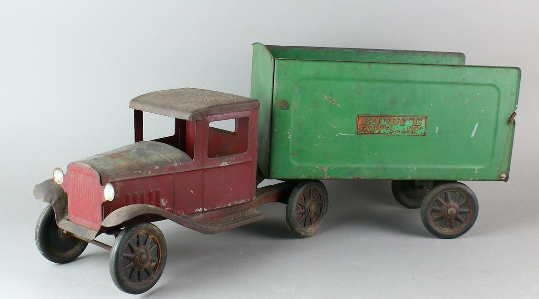 Buddy L Express Line Truck: Buddy L Express Line Truck, 1930s Pressed steel. Original paint and condition with tailgate, 23 inches long.