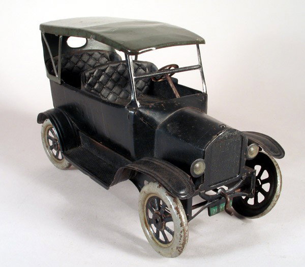 OROBR Ford Touring Car, working clockwork 1920s: OROBR Ford touring car, working clockwork, pre-war circa 1920s. Complete example of larger Orobr Ford models, including embossed seats, hand crank, license plates, tool box on running board, steering 