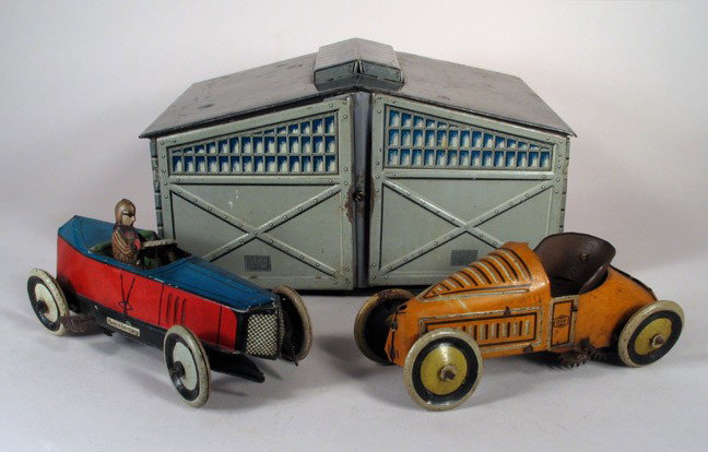 G&K Garage Set w/Boat Tail Race Car & Coupe 1920: G&K German tin (GREPPERT & KELCH) garage set, with boattail racer and coupe, pre-war 1920s. Very attractive toy garage set. Very good to excellent condition. Boattail car in excellent condition with w