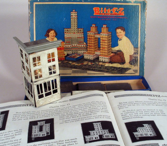 SCOTT: Bilt-E-Z Building Construction Set In Box: SCOTT (US) "Bilt-E-Z" building construction architectural set, original box, pre-war circa 1930. Nice tin building set appears complete with interlocking wall and roof parts depicting various building