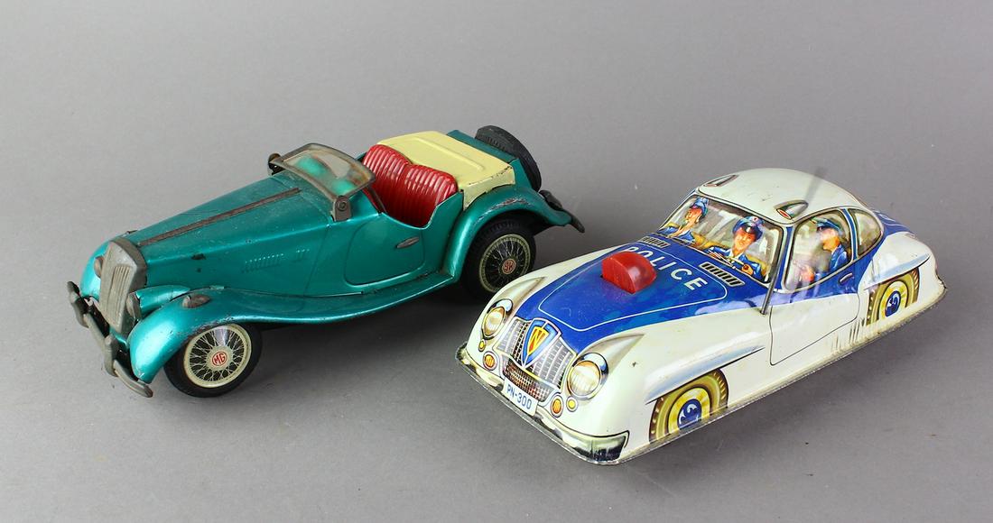 PN German Tin Police Jaguar & Bandai Jaguar (1 of 4)