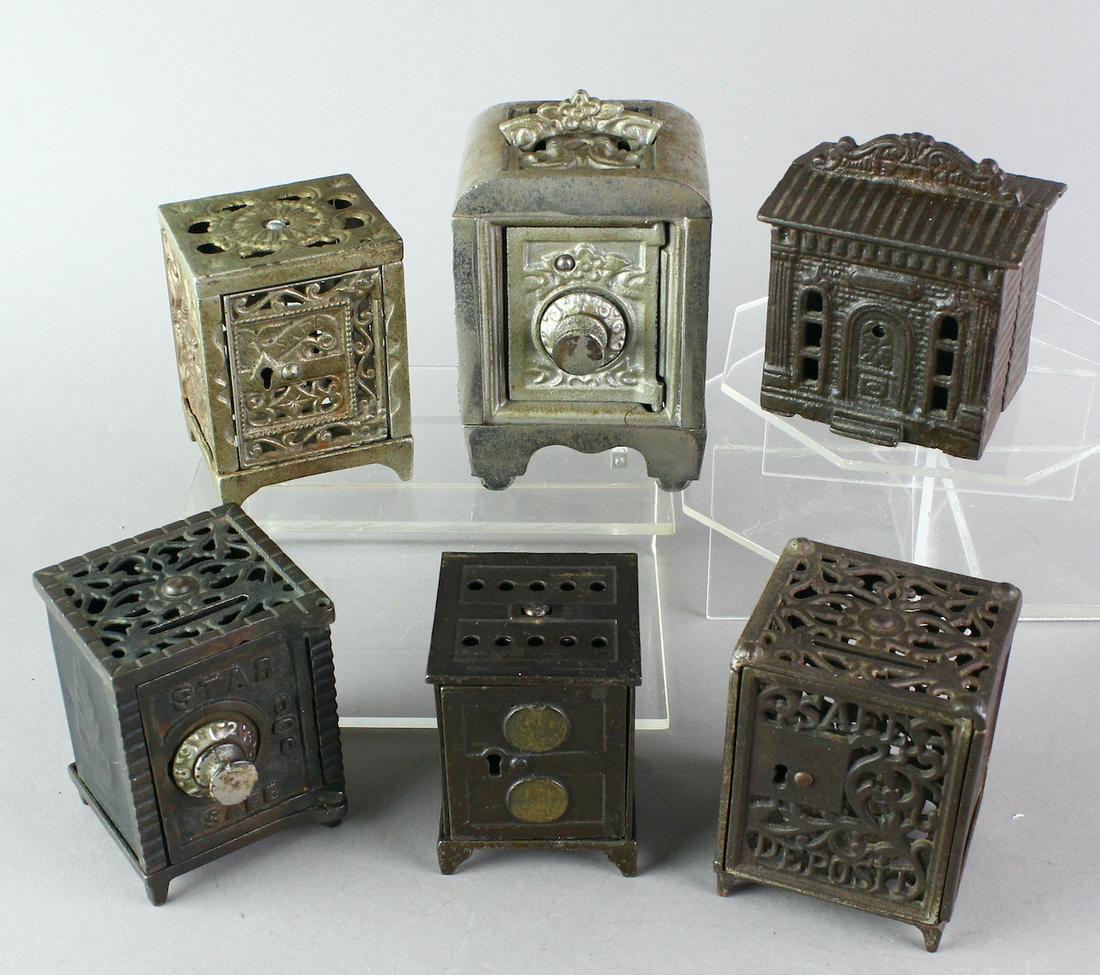 Cast Iron Still Banks Kenton (1 of 3)
