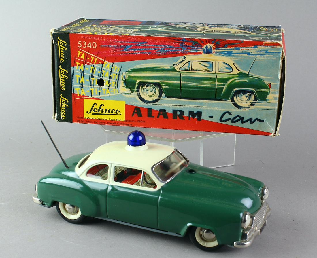 Schuco Large Electro Alarm Police Car in Box (1 of 5)