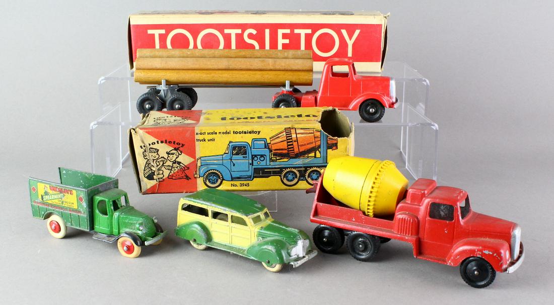 Tootsietoys Boxed Trucks & 1930s Vehicles (1 of 2)